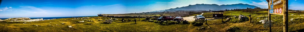 Panorámica de 180º de los Acantilados de Guadamia y Area Recreativa. En Ribadesella Asturias.