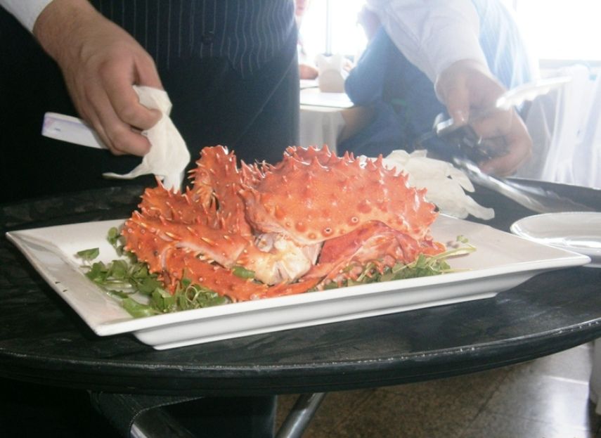 Anticipating a tasty lunch - Viña del Mar, Chile