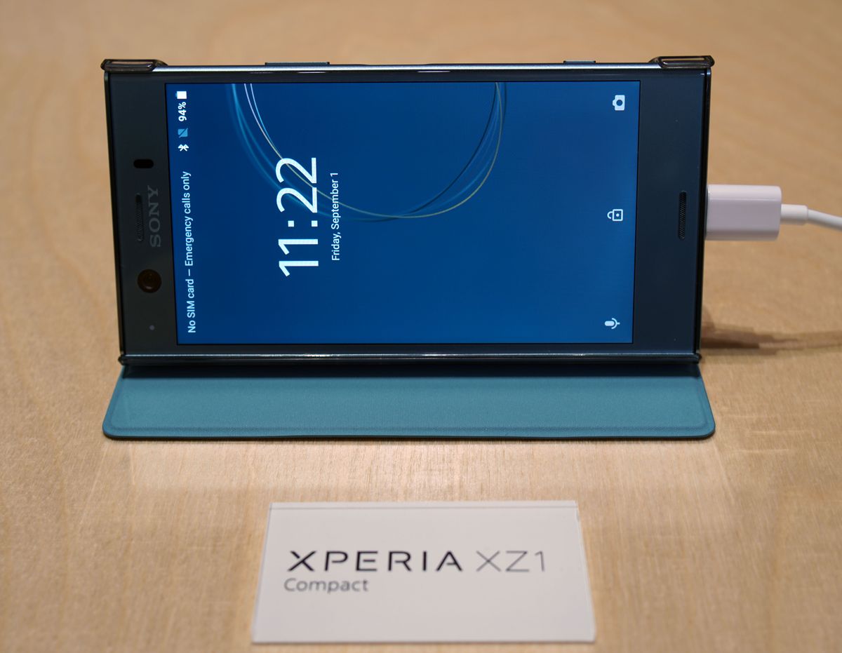 xz1comp.jpg